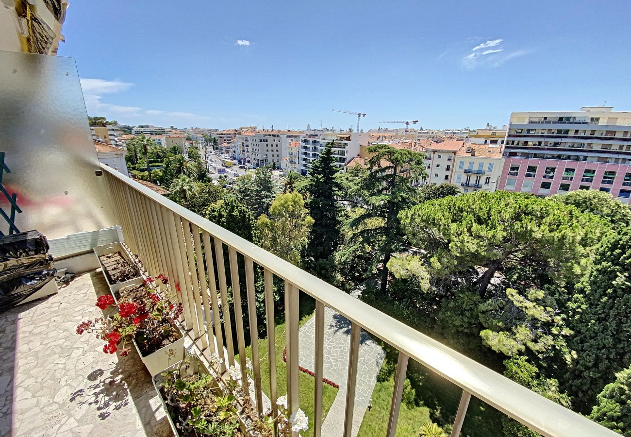 Appartement à Cannes - Spacieux 3 pièces, A/C, WI-FI /CHA34