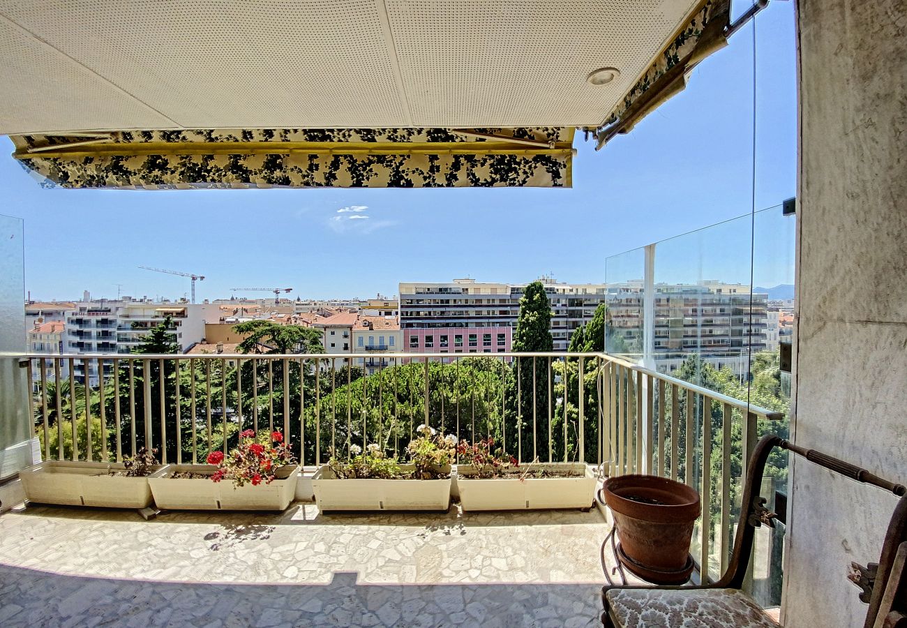 Appartement à Cannes - Spacieux 3 pièces, A/C, WI-FI /CHA34