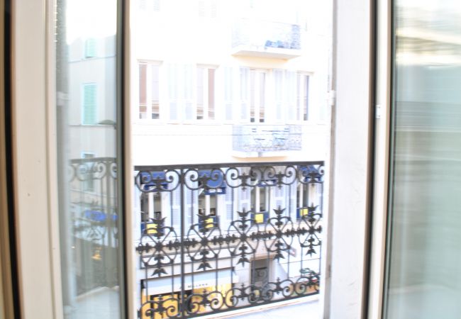 Appartement à Cannes - Appartement moderne à une rue du Palais/ BODEUX888