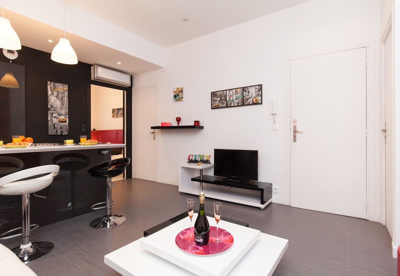 Appartement à Cannes - SUF3105 Beau 2 pièces modern bien équippé