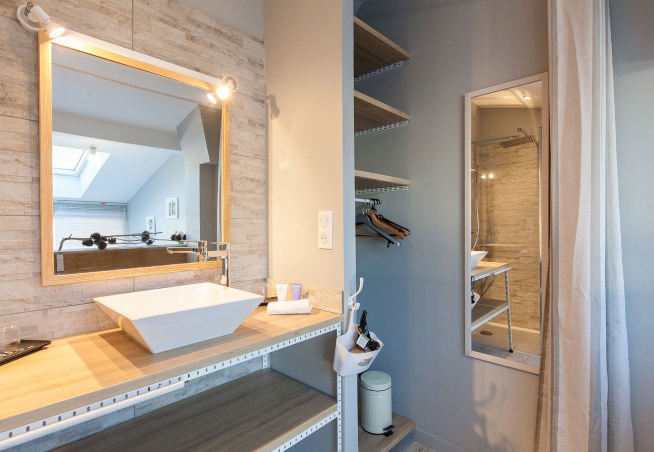 Appartement à Cannes - SUF3110  Beau 3 pièces moderne terrasse bien équip