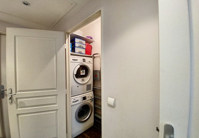 Appartement à Cannes - PAU343  / centre 4 rooms terrasse Appartement à Cannes - PAU343  / centre 4 rooms terrasse