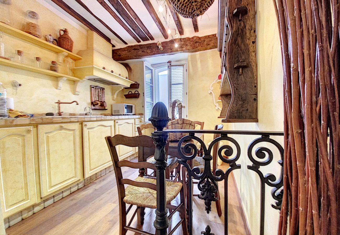 Appartement à Cannes - Saint Antoine/ MAS1410/ 2P