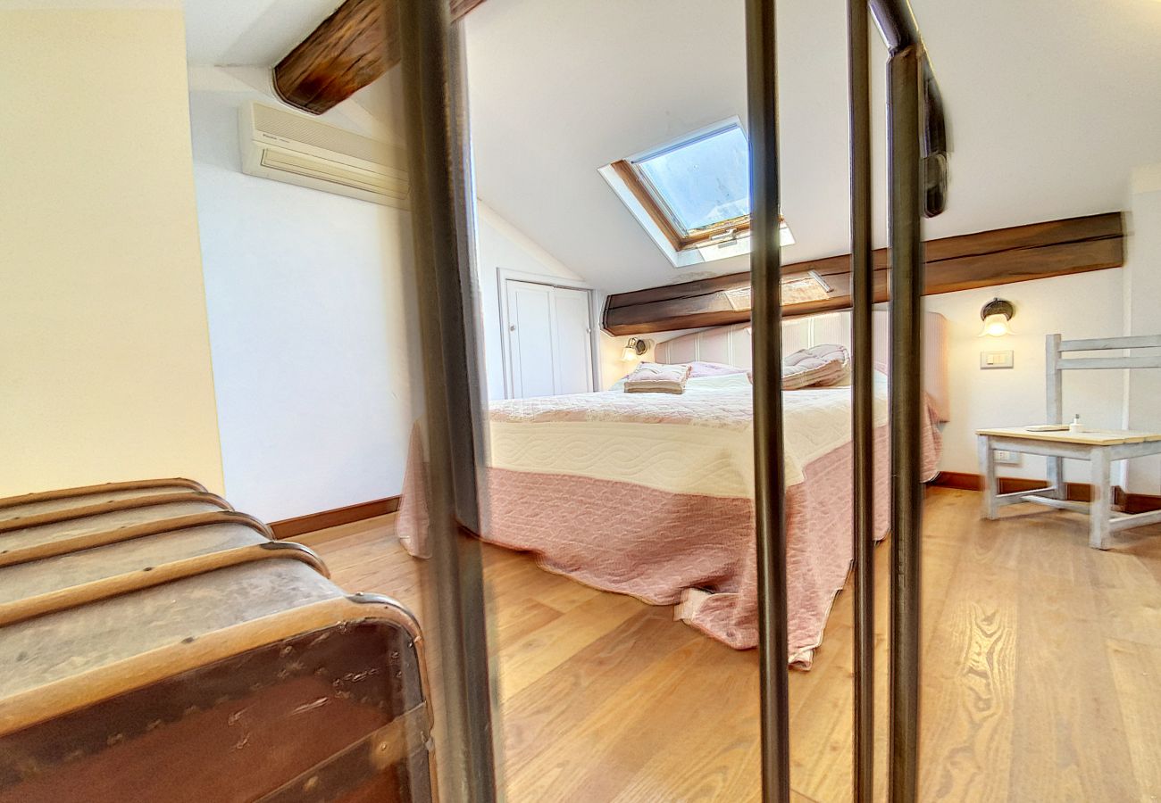 Appartement à Cannes - Saint Antoine/ MAS1412/ ST