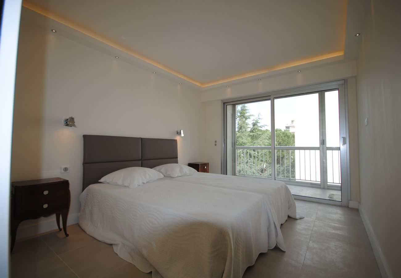 Appartement à Cannes - Superbe apt terrasse vue mer Palm Beach / TUI1376