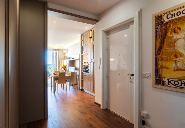 Appartement à Nice - BAMBOO PLAGE AP4220 by Riviera Holiday Homes Appartement à Nice - BAMBOO PLAGE AP4220 by Riviera Holiday Homes