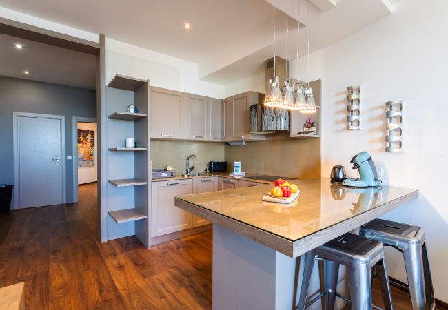 Appartement à Nice - BAMBOO PLAGE AP4220 by Riviera Holiday Homes Appartement à Nice - BAMBOO PLAGE AP4220 by Riviera Holiday Homes