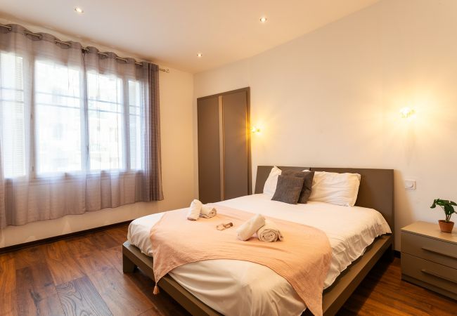 Appartement à Nice - BAMBOO PLAGE AP4220 by Riviera Holiday Homes Appartement à Nice - BAMBOO PLAGE AP4220 by Riviera Holiday Homes