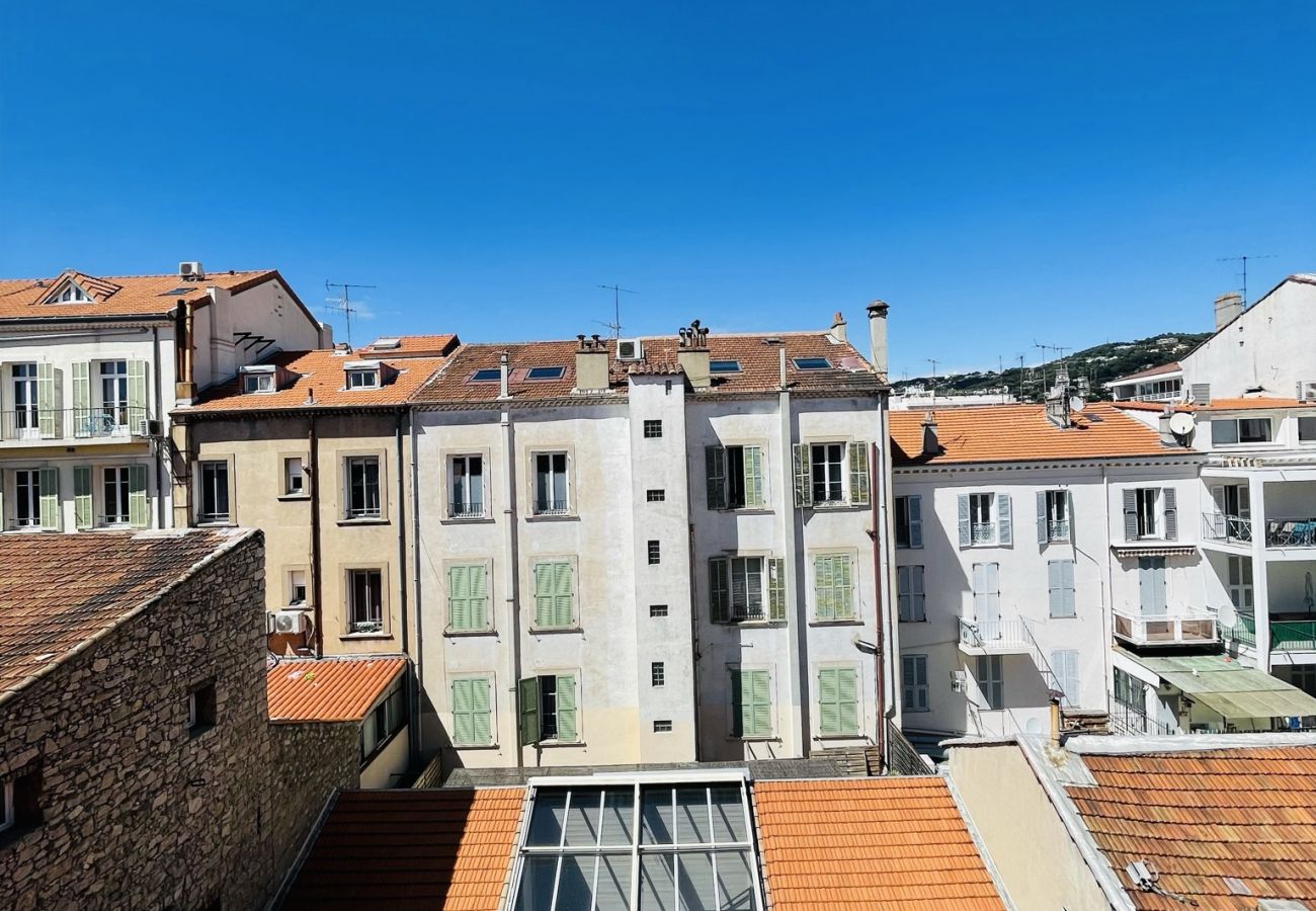 Appartement à Cannes - Plein centre beau 2 chambres / Côté Sud