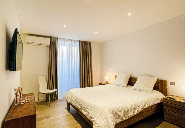 Appartement à Cannes - Splendide 3 Chambres / couleur nature Appartement à Cannes - Splendide 3 Chambres / couleur nature