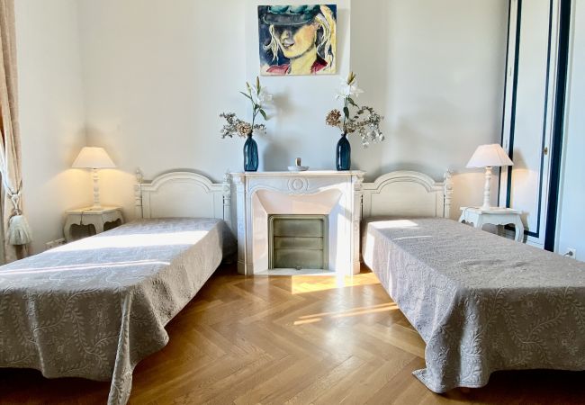 Appartement à Cannes - GAZ5213 / Incomparable 4 pièces Port Appartement à Cannes - GAZ5213 / Incomparable 4 pièces Port