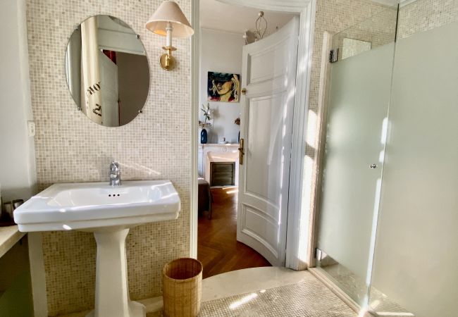 Appartement à Cannes - GAZ5213 / Incomparable 4 pièces Port Appartement à Cannes - GAZ5213 / Incomparable 4 pièces Port