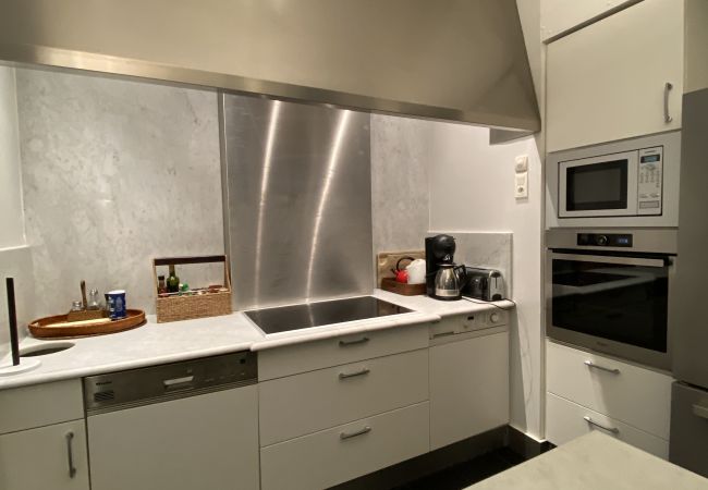 Appartement à Cannes - GAZ5213 / Incomparable 4 pièces Port Appartement à Cannes - GAZ5213 / Incomparable 4 pièces Port