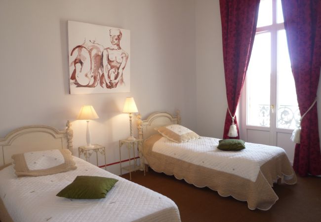 Appartement à Cannes - GAZ5213 / Incomparable 4 pièces Port Appartement à Cannes - GAZ5213 / Incomparable 4 pièces Port