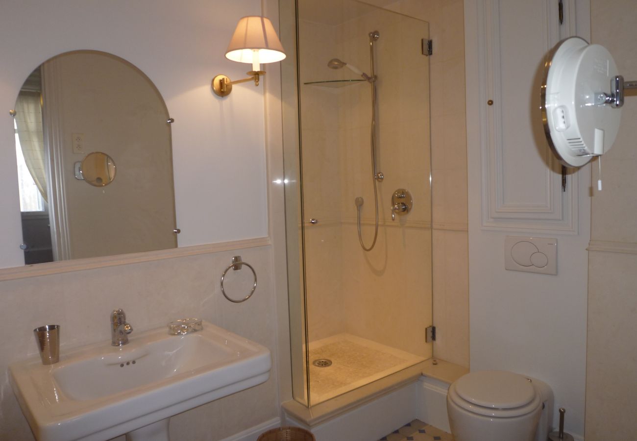 Appartement à Cannes - GAZ5213 / Incomparable 4 pièces Port 