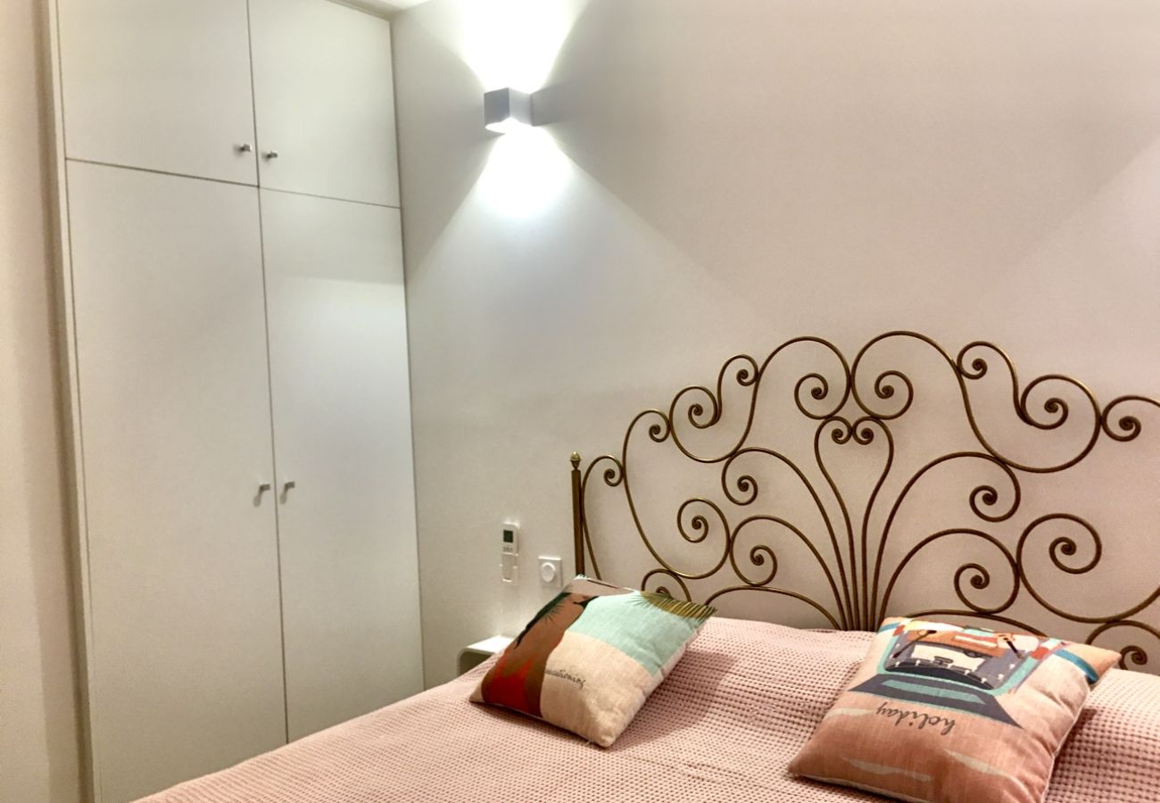 Appartement à Cannes - Suquet 3 pièces  /MAS1414