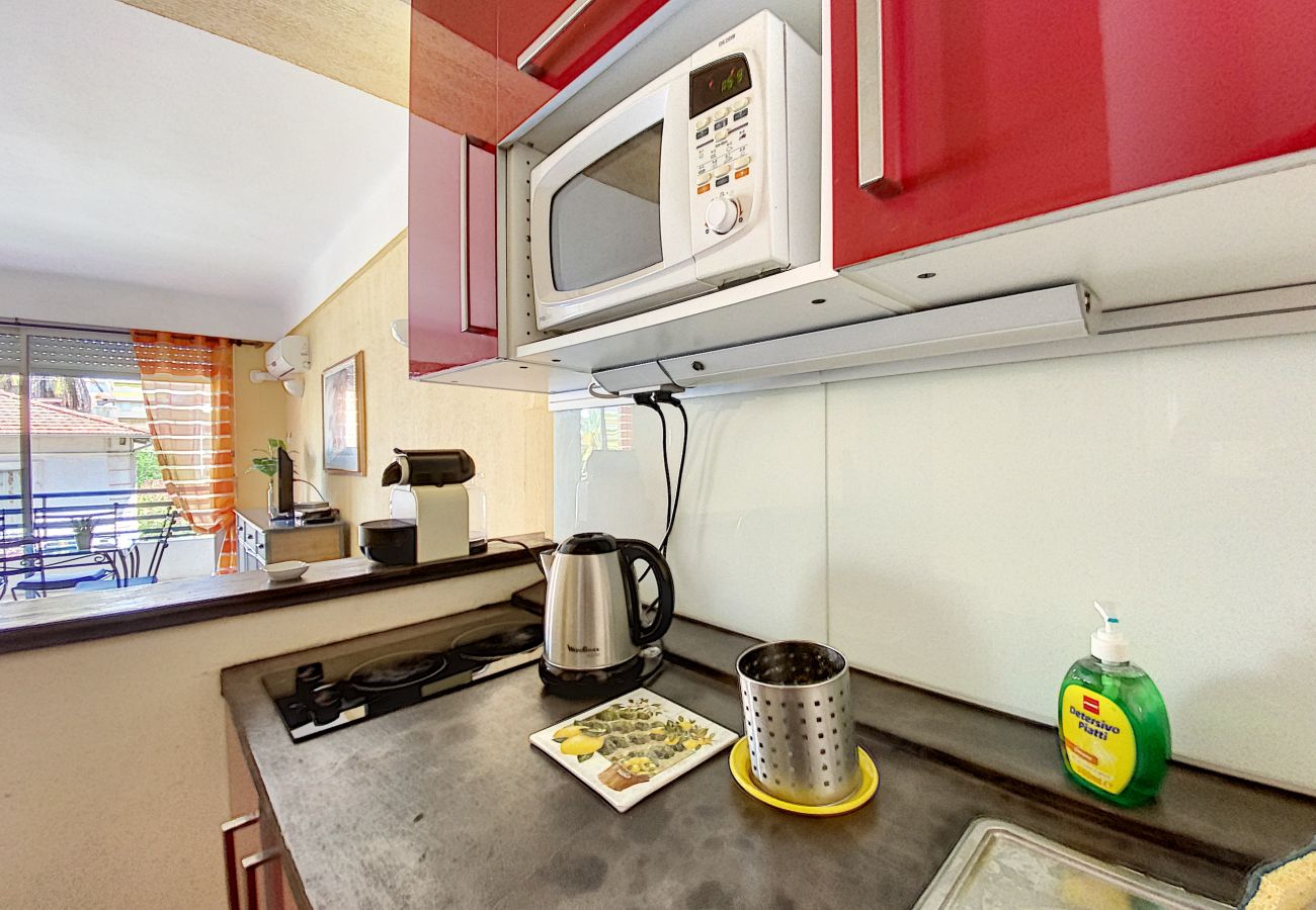 Appartement à Cannes - Palais Rouaze/ LAC2141/ 2P