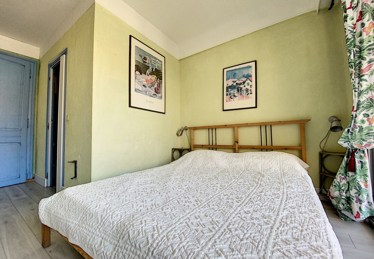 Appartement à Cannes - Palais Rouaze/ LAC2141/ 2P
