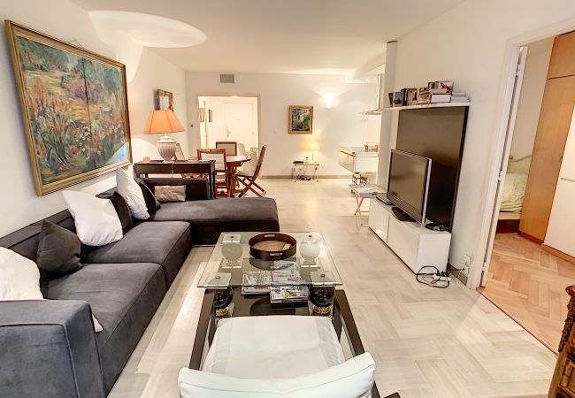 Appartement à Cannes - Magnifique apt situé au Gray d'Albion/ SCI537