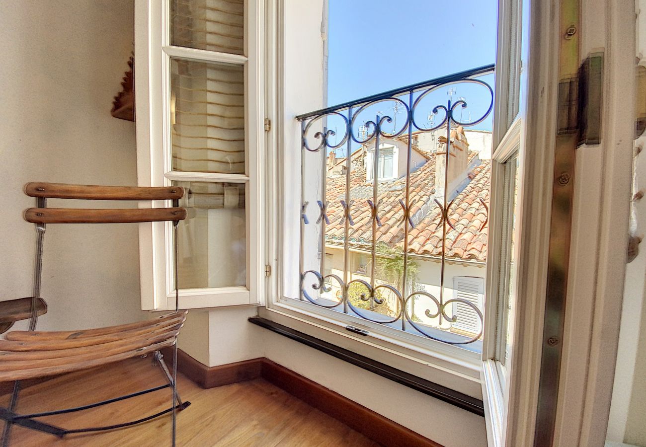 Appartement à Cannes - Saint Antoine/ MAS1413 / ST