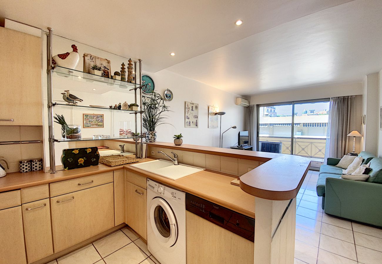 Appartement à Cannes - LE CHEVERNY/ ROB1428/ 2P