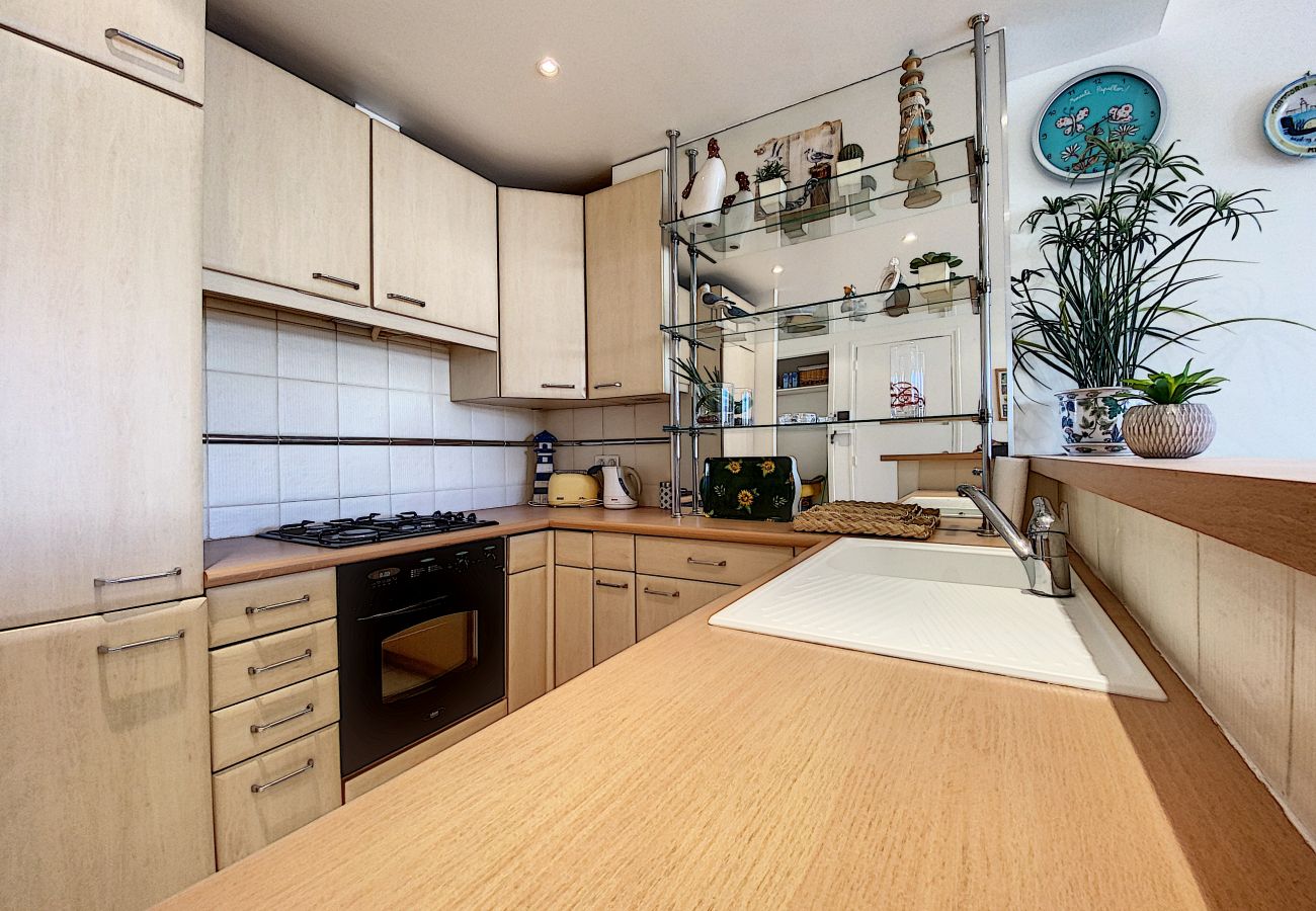Appartement à Cannes - LE CHEVERNY/ ROB1428/ 2P