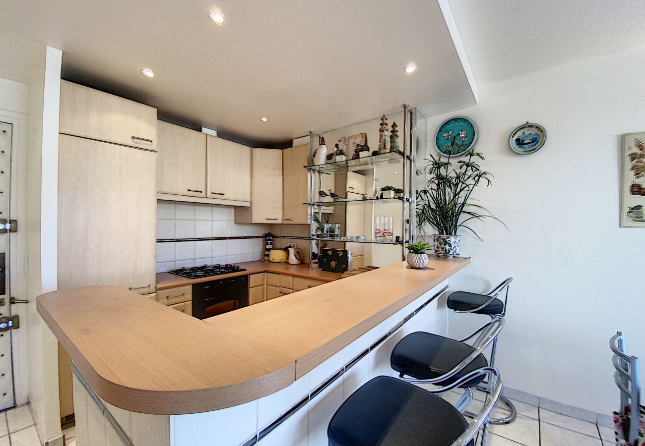 Appartement à Cannes - LE CHEVERNY/ ROB1428/ 2P