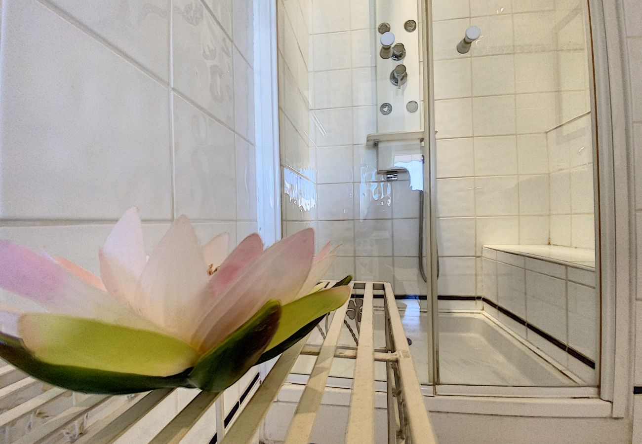 Appartement à Cannes - LE CHEVERNY/ ROB1428/ 2P
