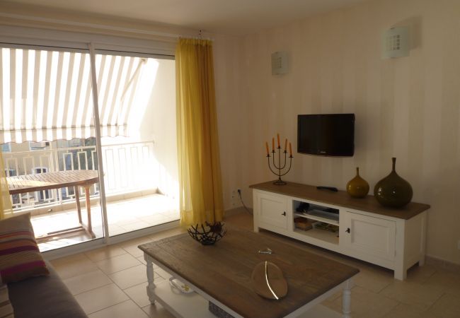  à Cannes - TOR5221 Bel appartement bien équipé