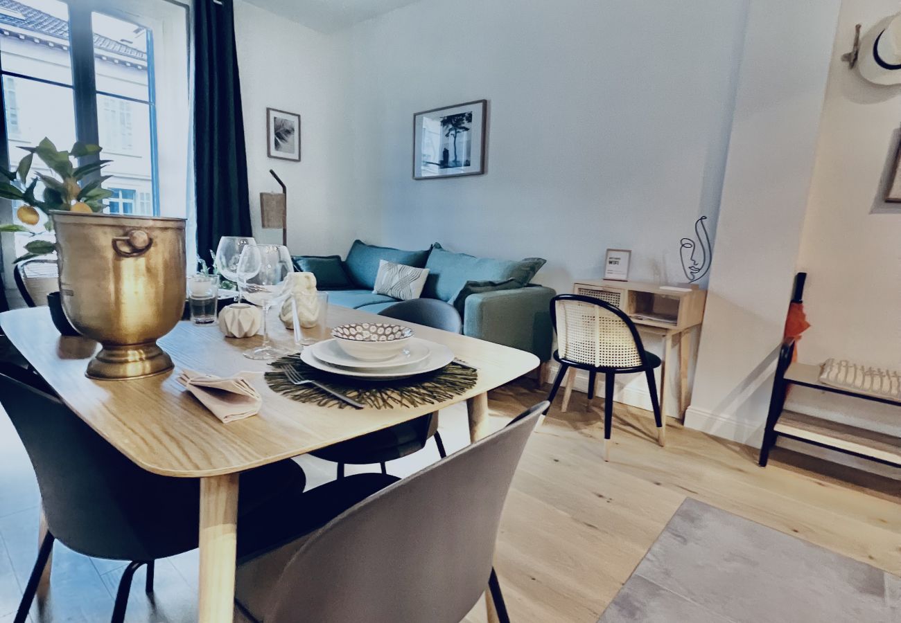 Appartement à Cannes - 3 pièces BORNIOL/COSY5 A DEUX PAS DU CENTRE