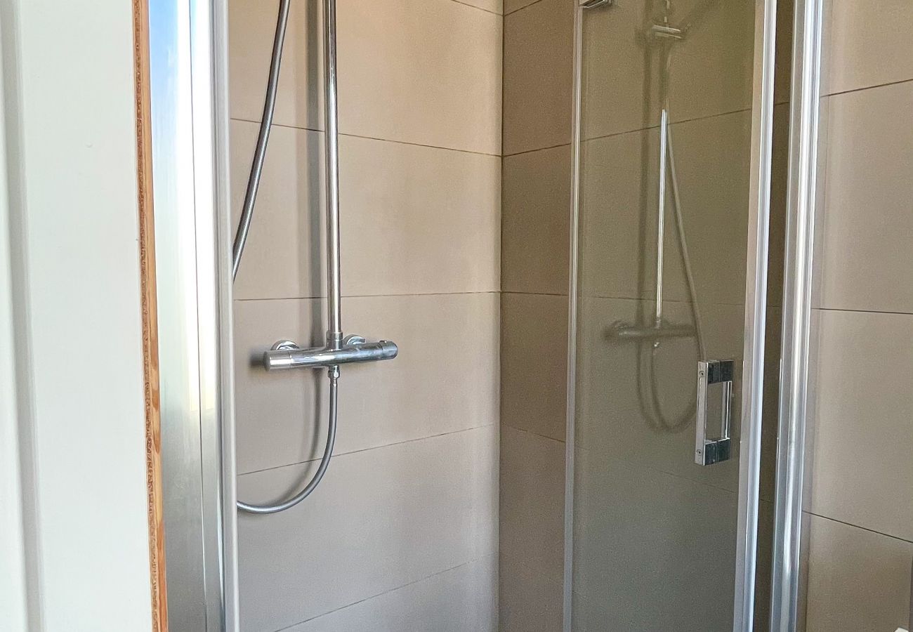 Appartement à Cannes - ARU117 / Remarquable 3 pièces central