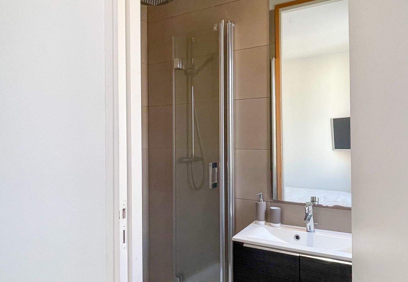 Appartement à Cannes - ARU117 / Remarquable 3 pièces central