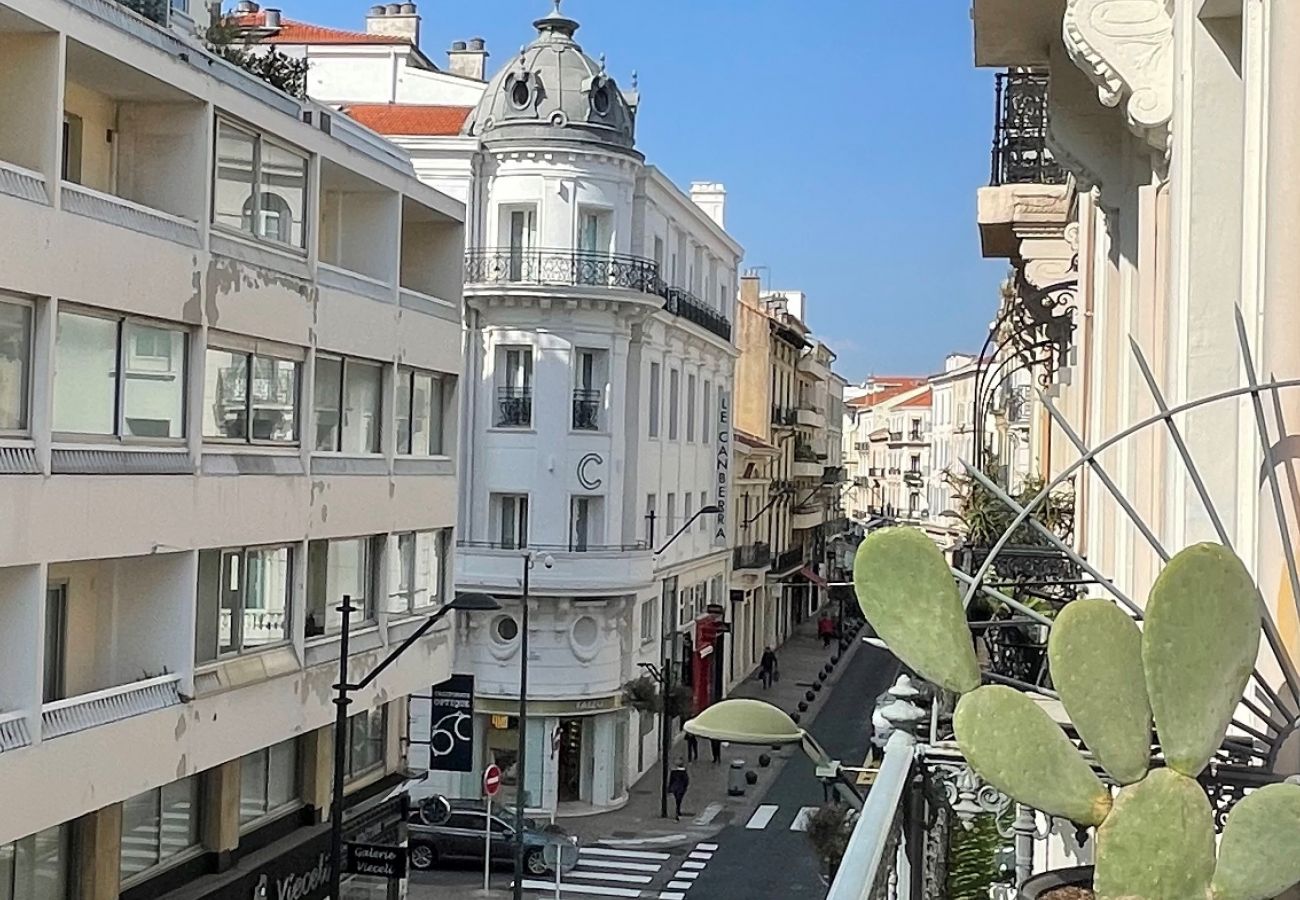 Appartement à Cannes - ARU117 / Remarquable 3 pièces central
