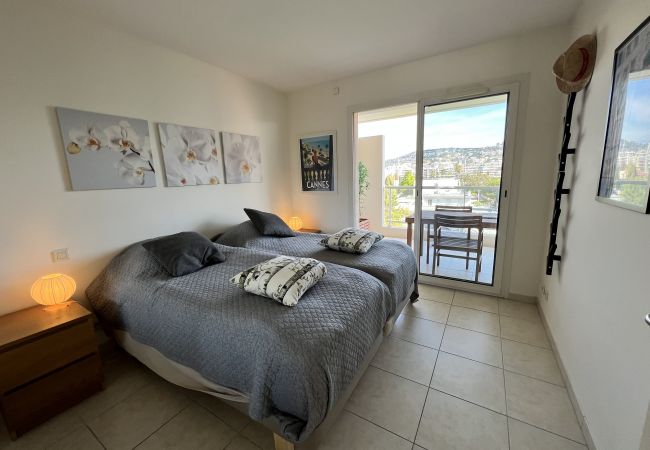 Appartement à Cannes - PALM BEACH CASTA DIVA Apt moderne et lumineux Appartement à Cannes - PALM BEACH CASTA DIVA Apt moderne et lumineux