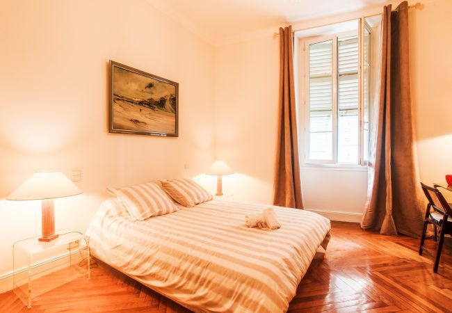 Appartement à Nice - PALAIS ALBERT 1ER AP4292 By Riviera Holiday Homes Appartement à Nice - PALAIS ALBERT 1ER AP4292 By Riviera Holiday Homes