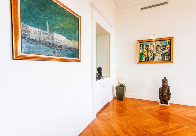 Appartement à Nice - PALAIS ALBERT 1ER AP4292 By Riviera Holiday Homes Appartement à Nice - PALAIS ALBERT 1ER AP4292 By Riviera Holiday Homes