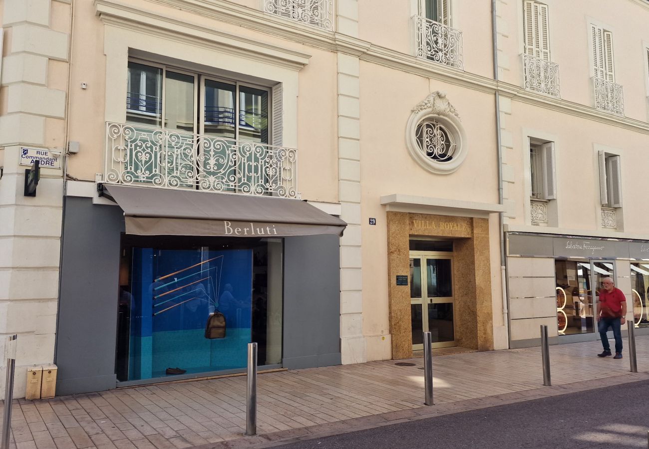 Appartement à Cannes - Lovely 3 pièces Croisette / Villa Royale