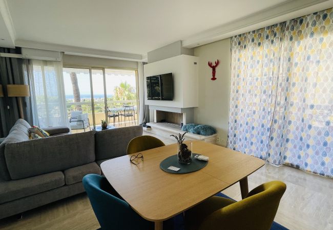 Appartement à Cannes - Bel appartement avec vue sur la mer / BellaVista
