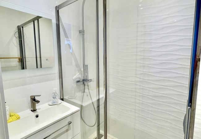 Appartement à Cannes - BellaVista / Bel appartement avec vue sur la mer Appartement à Cannes - BellaVista / Bel appartement avec vue sur la mer