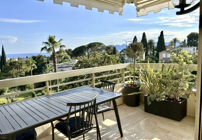 Appartement à Cannes - BellaVista / Bel appartement avec vue sur la mer Appartement à Cannes - BellaVista / Bel appartement avec vue sur la mer