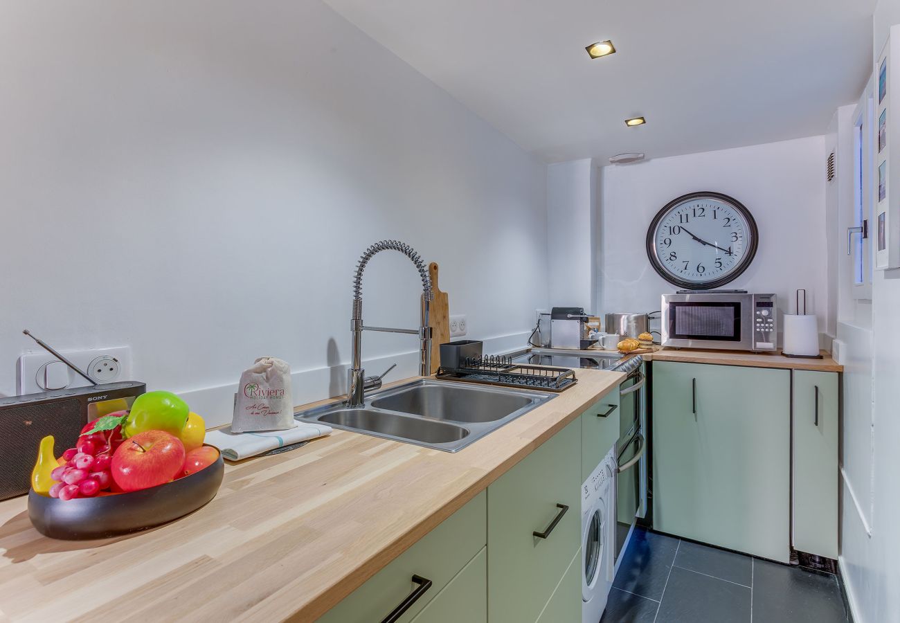 Appartement à Nice - LA TREILLE  AP4334 By Riviera Holiday Homes