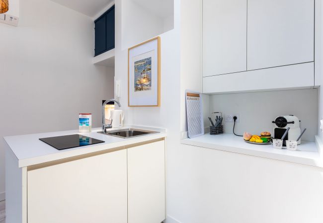 Appartement à Villefranche-sur-Mer - MAISON BLEUE AP4362 By Riviera Holiday Homes Appartement à Villefranche-sur-Mer - MAISON BLEUE AP4362 By Riviera Holiday Homes