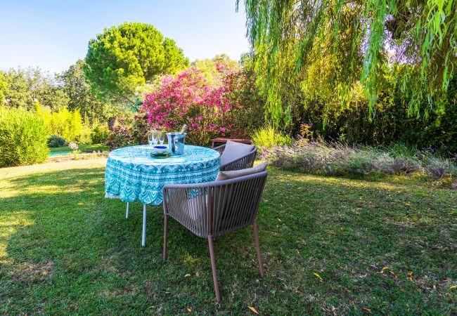 Villa à Grasse - MAS DES  LAURIERS VI4370 By Riviera Holiday Homes Villa à Grasse - MAS DES  LAURIERS VI4370 By Riviera Holiday Homes