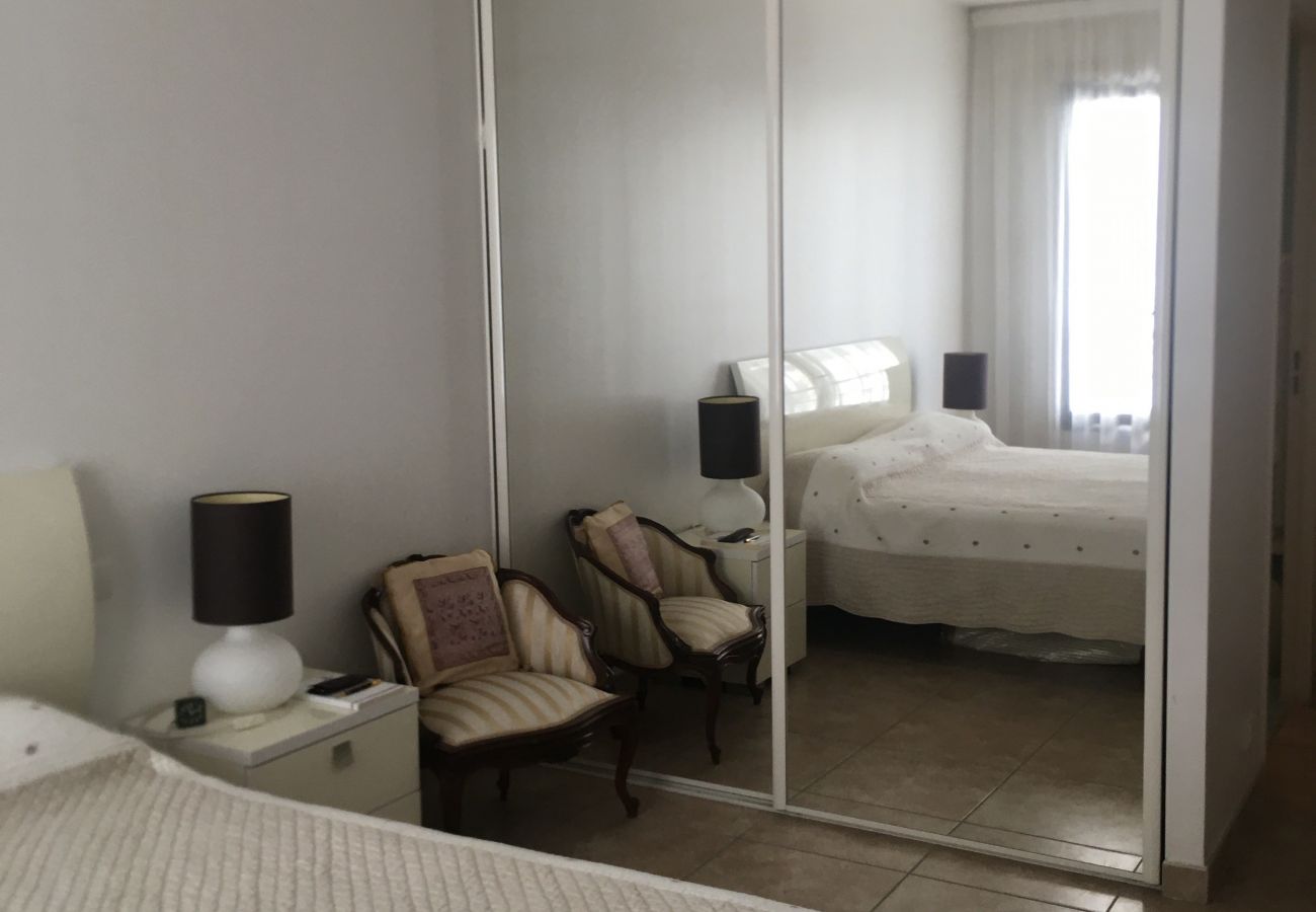 Appartement à Cannes - 4 pièces terrasse centre / GIA347