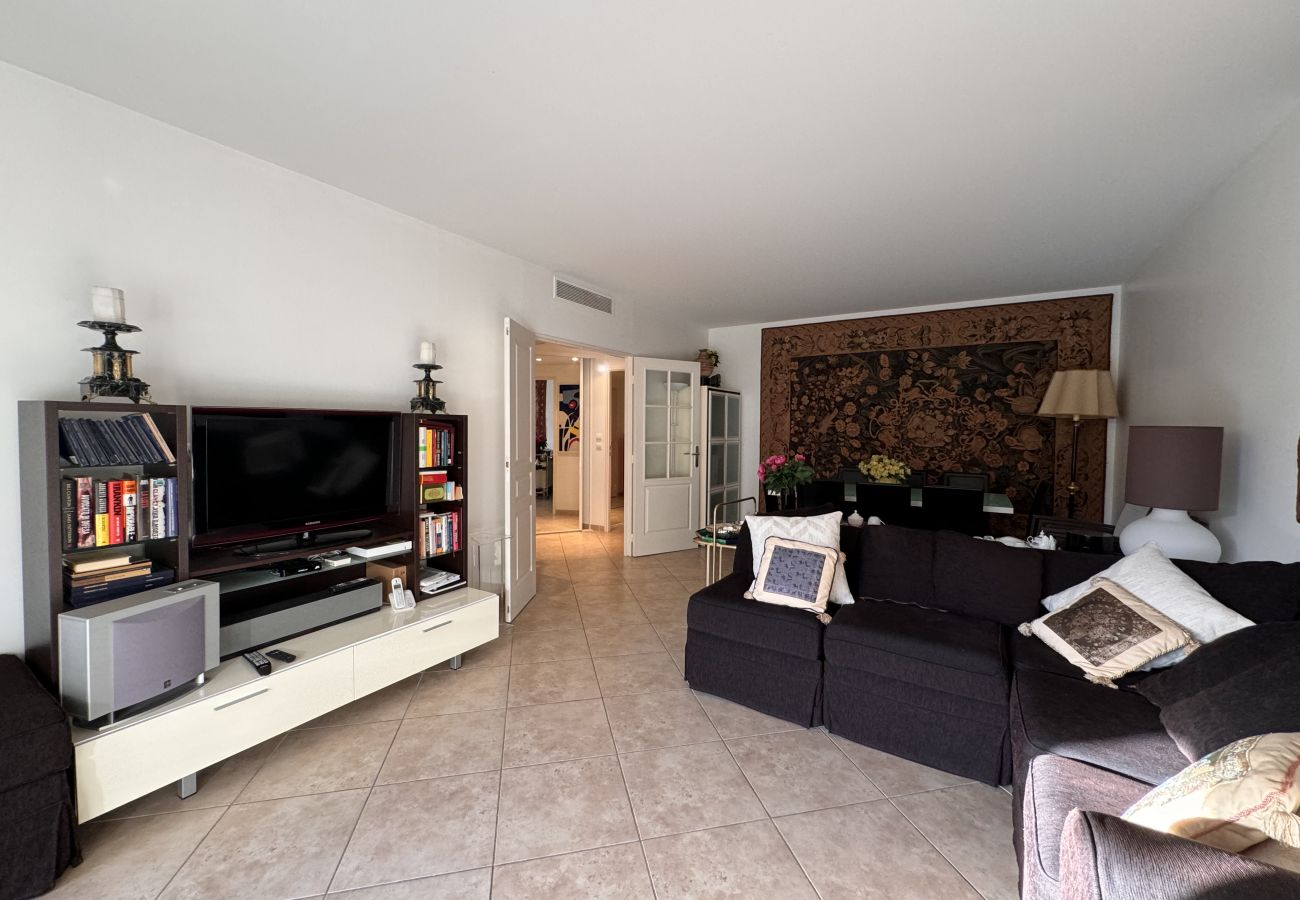 Appartement à Cannes - GIA347 / Superbe appartement proche du centre