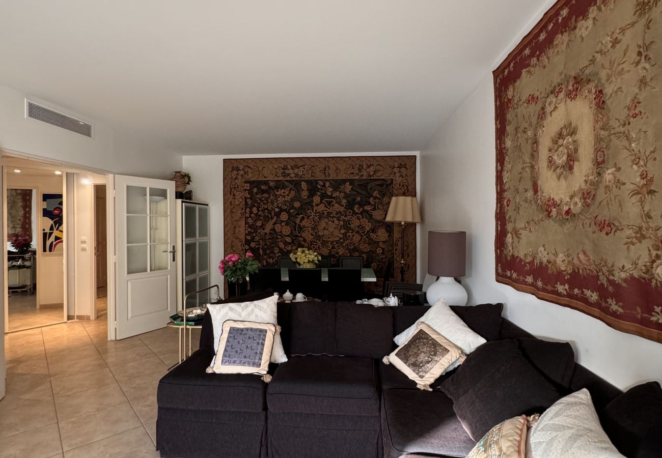 Appartement à Cannes - GIA347 / Superbe appartement proche du centre