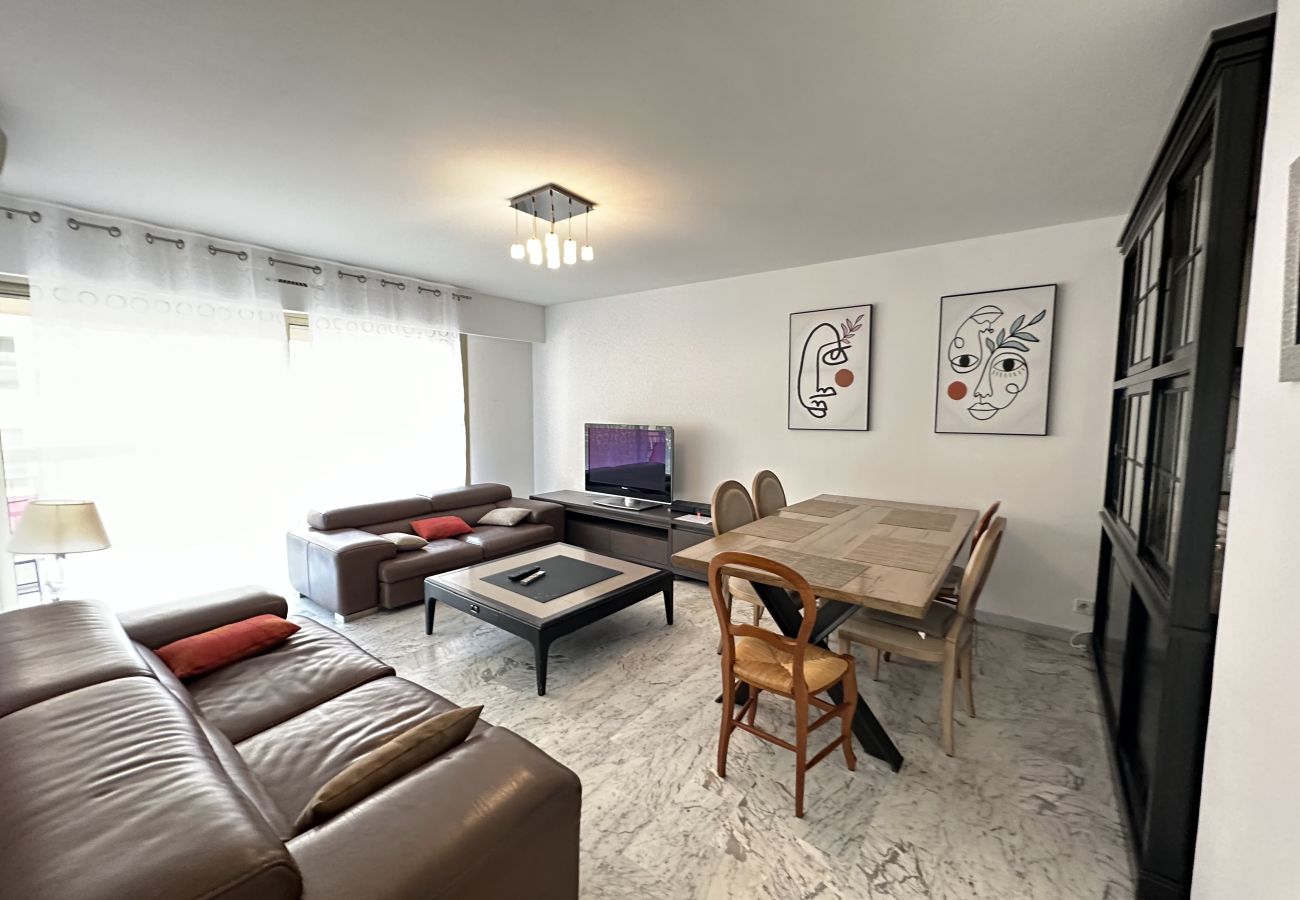 Appartement à Cannes - FAU1915