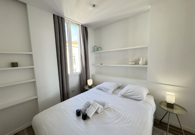 Appartement à Cannes - villa Carmela / charmante suite vue mer Appartement à Cannes - villa Carmela / charmante suite vue mer