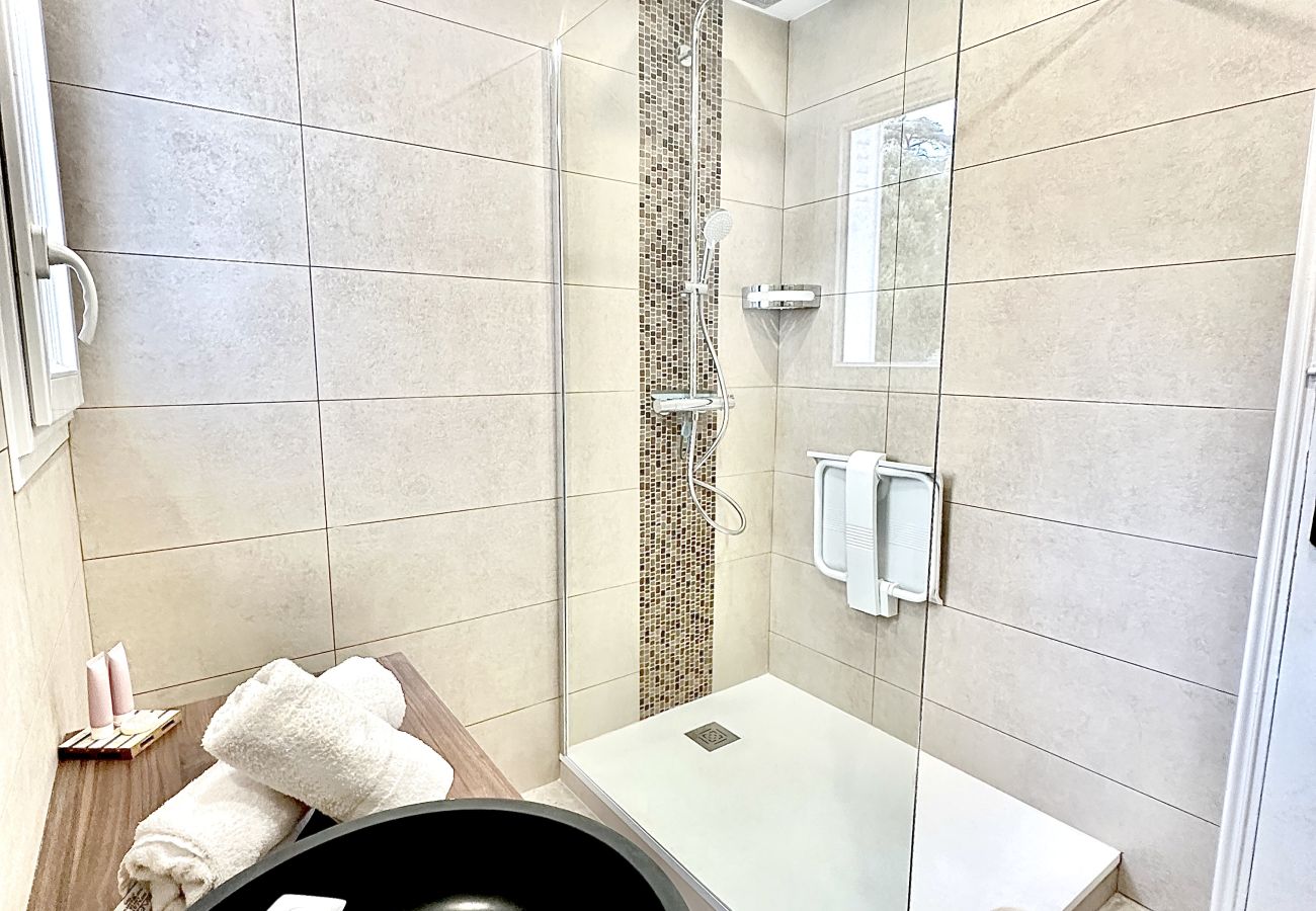 Appartement à Cannes -  LE CEDRE Appartement moderne