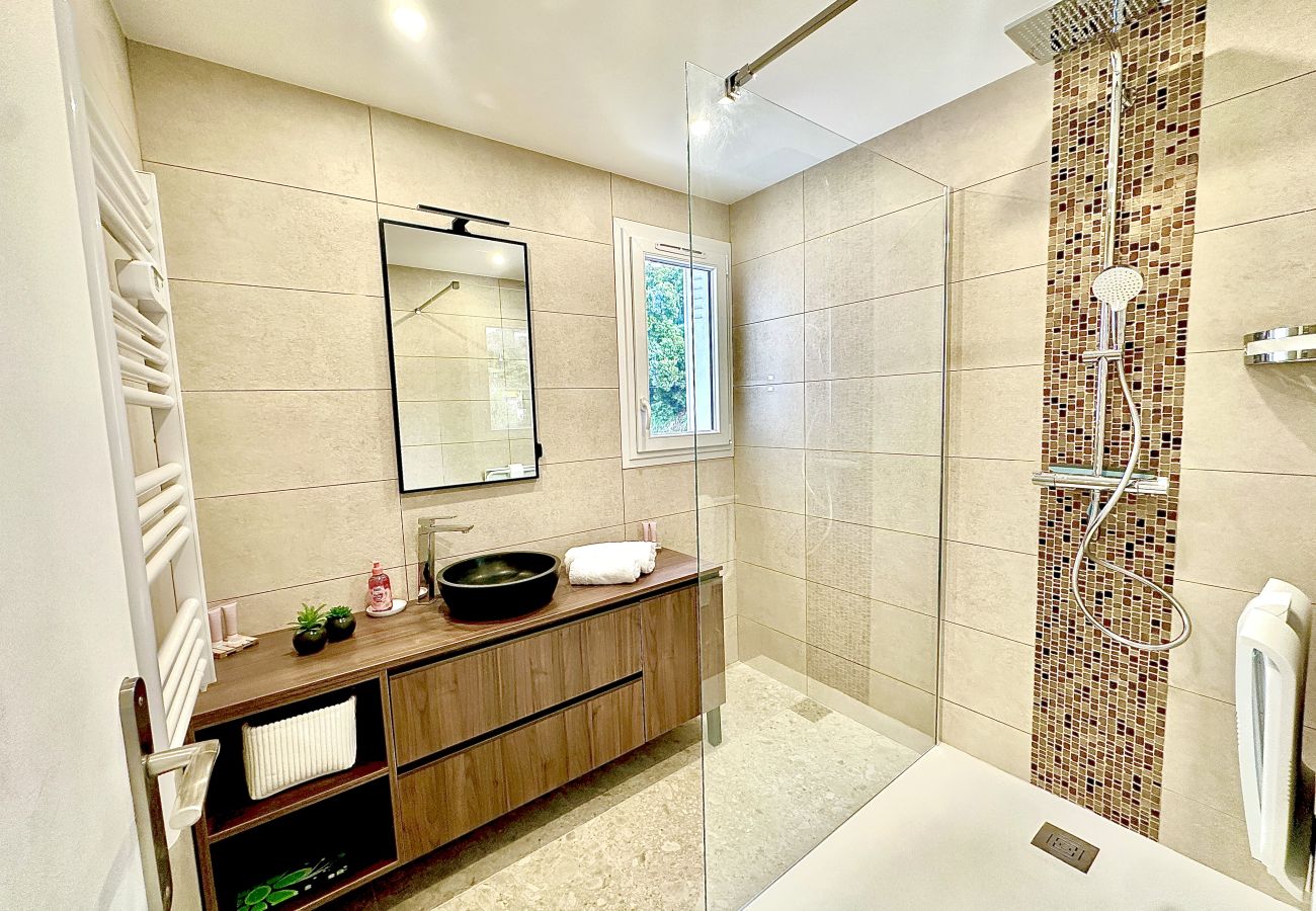 Appartement à Cannes -  LE CEDRE Appartement moderne